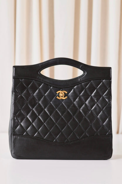 Chanel vintage 31 black