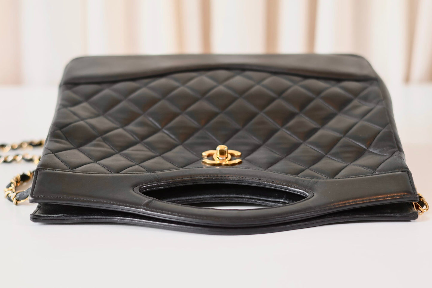 Chanel vintage 31 black