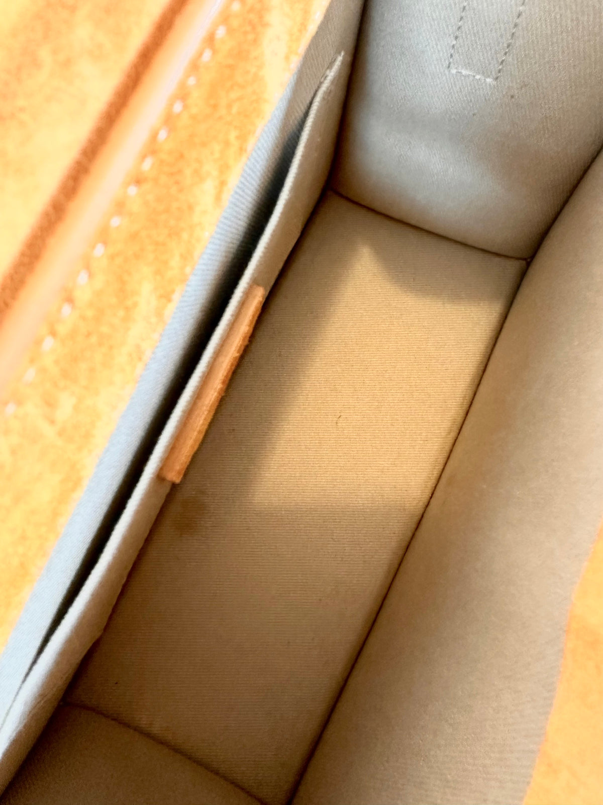 Jacquemus Le Grand Chiquto Orange