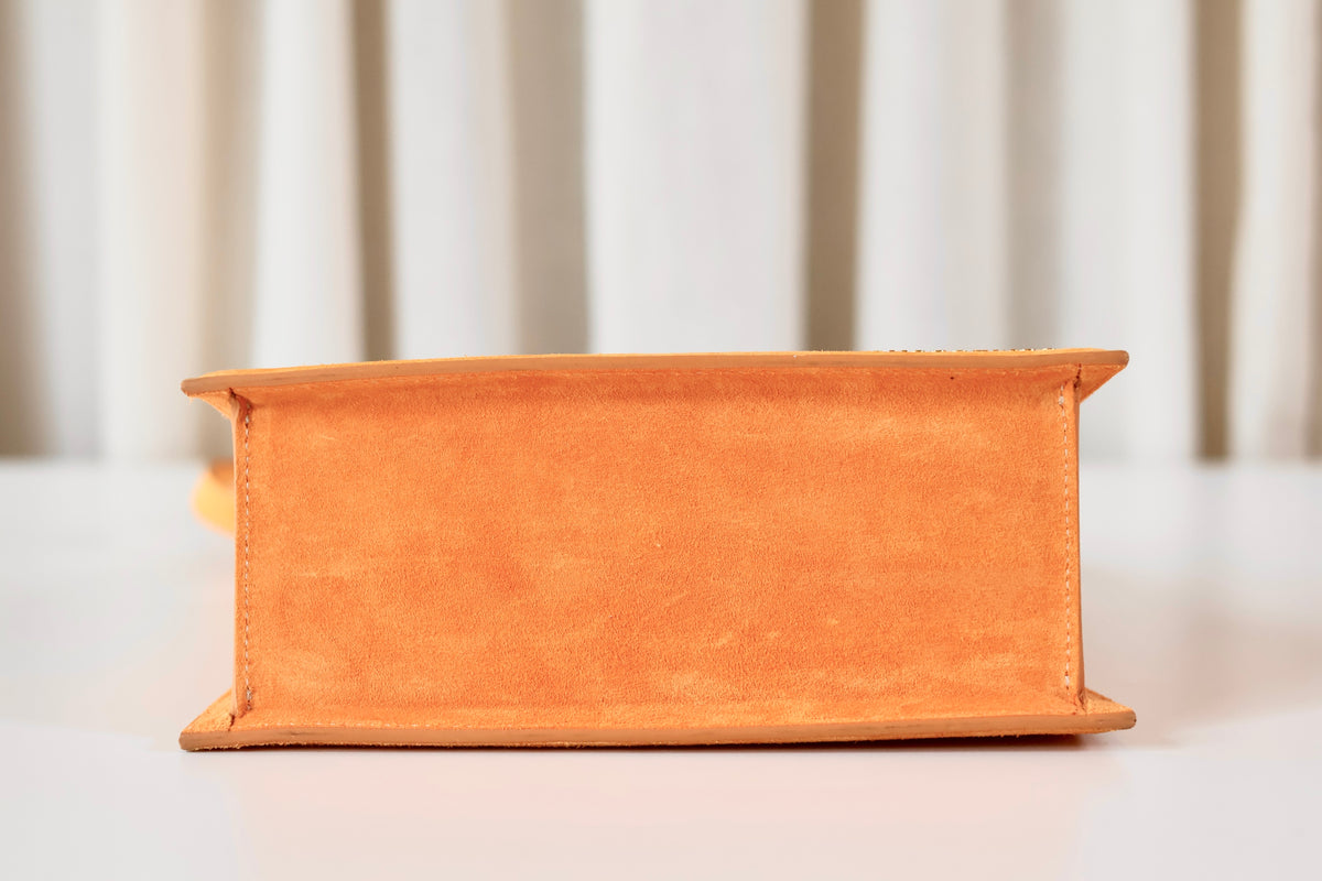 Jacquemus Le Grand Chiquto Orange