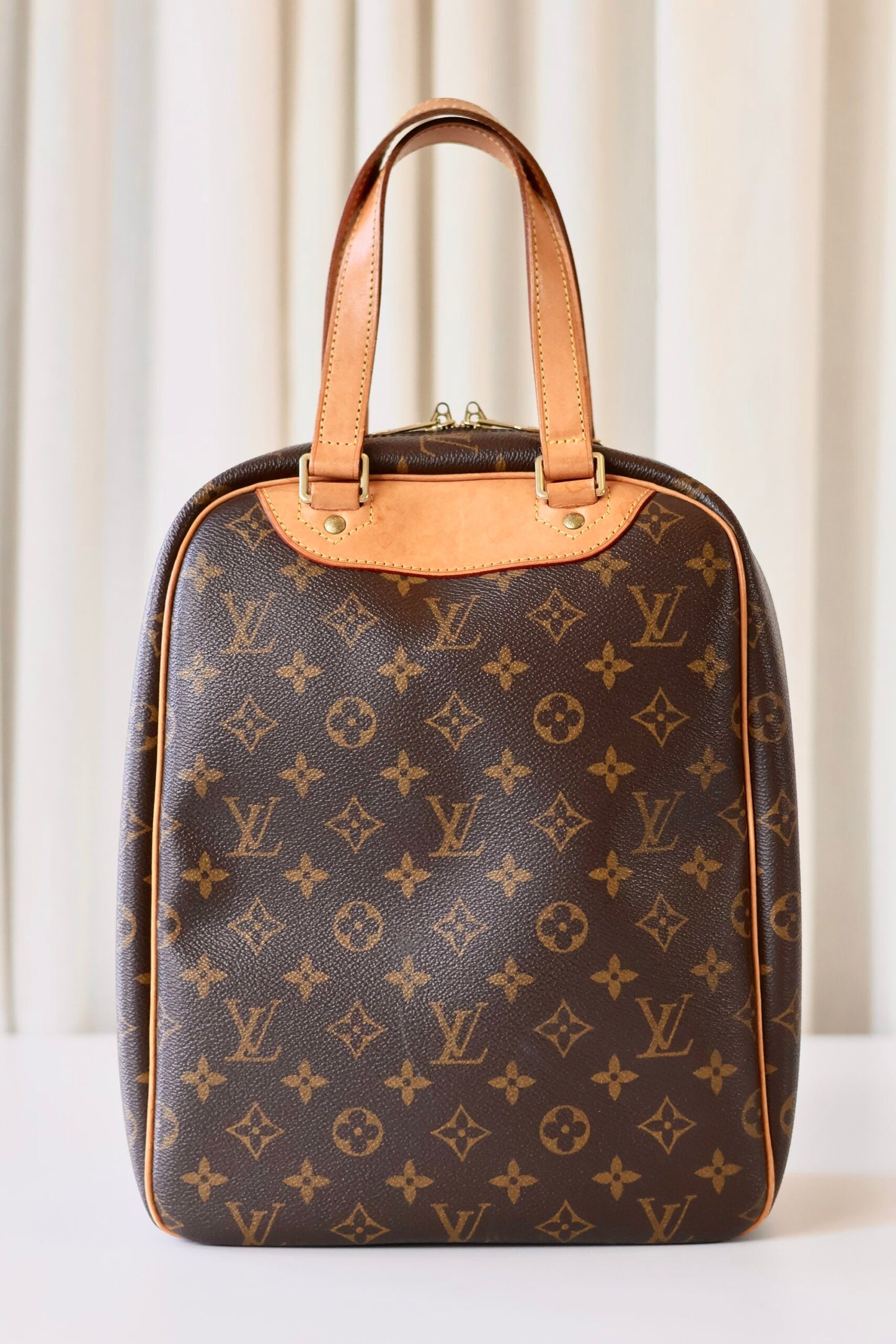 Louis Vuitton Deauville Vertical monogram