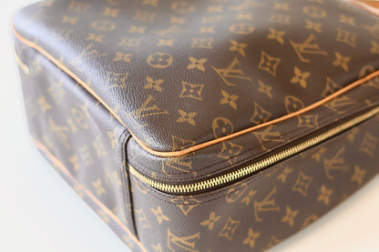 Louis Vuitton Deauville Vertical monogram