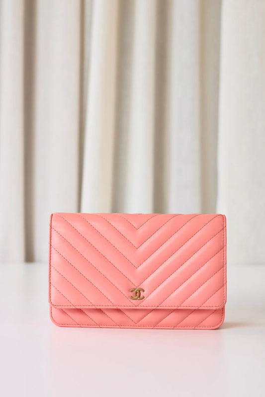 Chanel pink wallet on chain