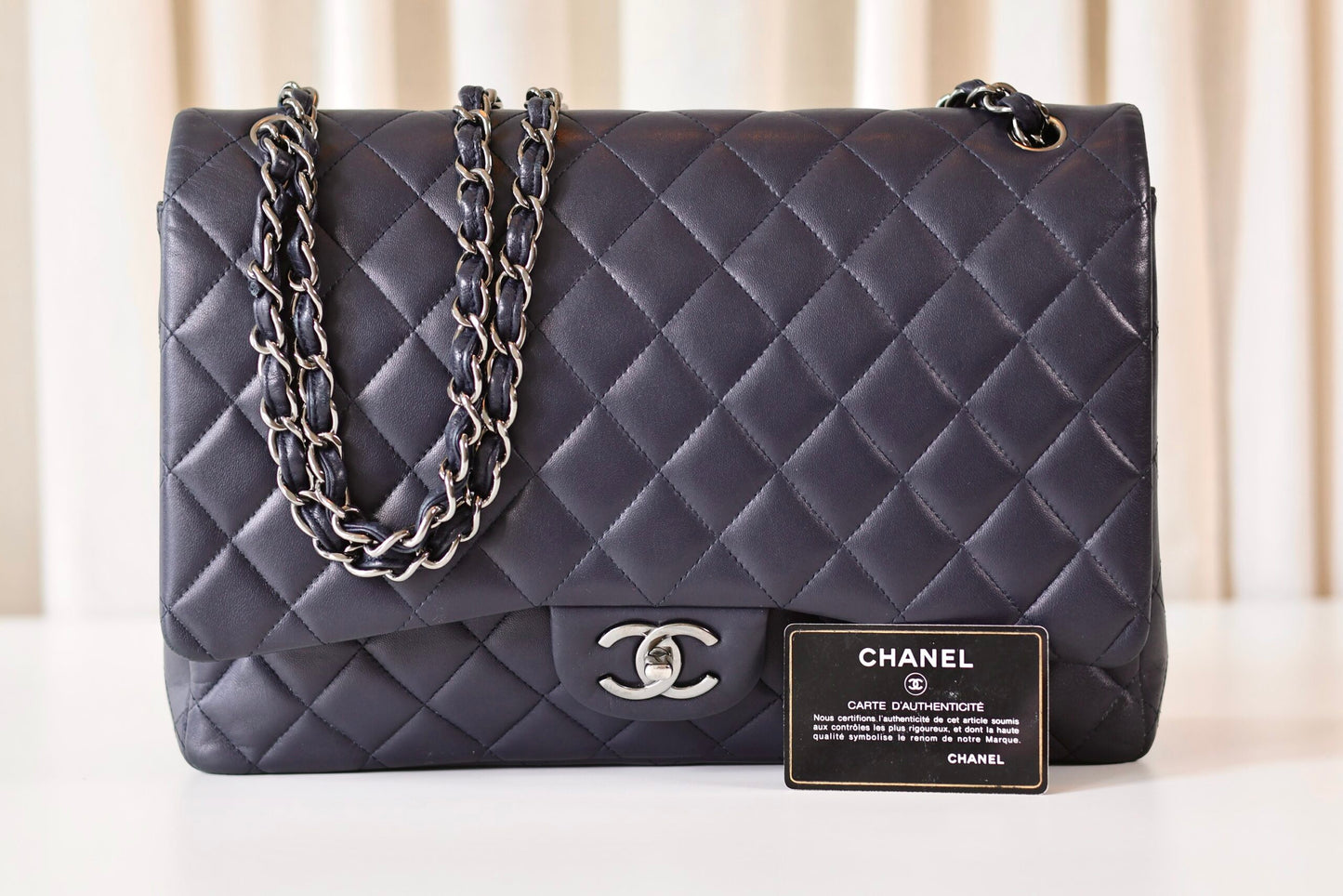 Chanel classic Jumbo Maxi navy