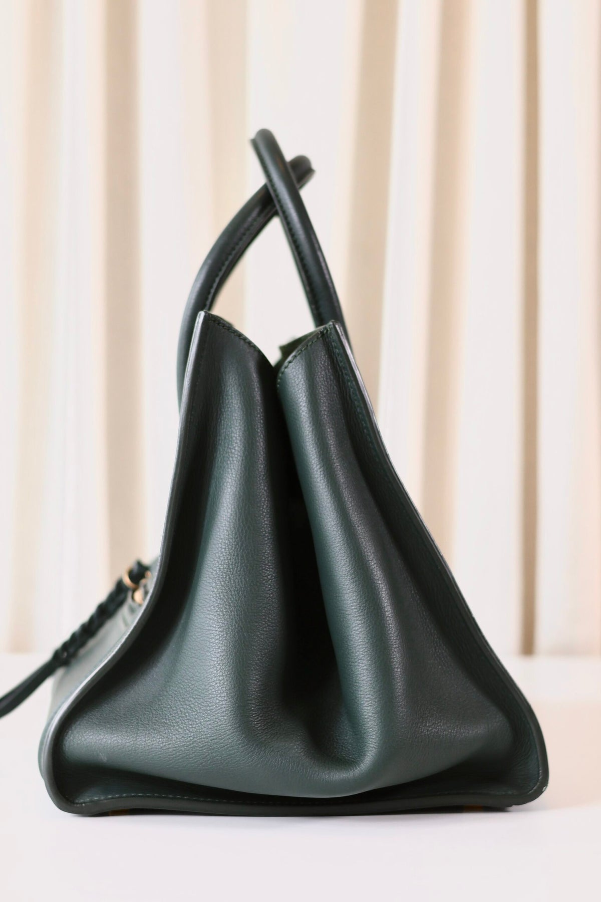 Celine Luggage Phantom green