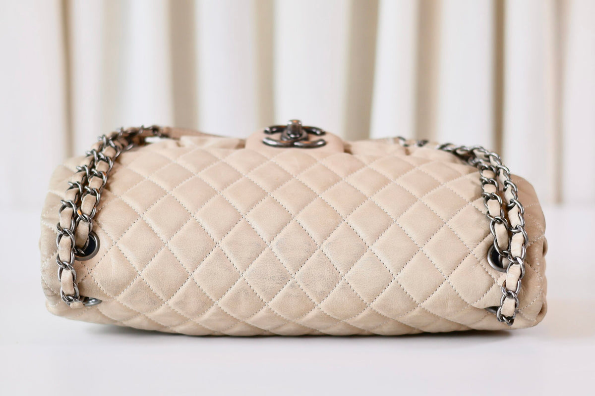 Chanel single flap bag beige