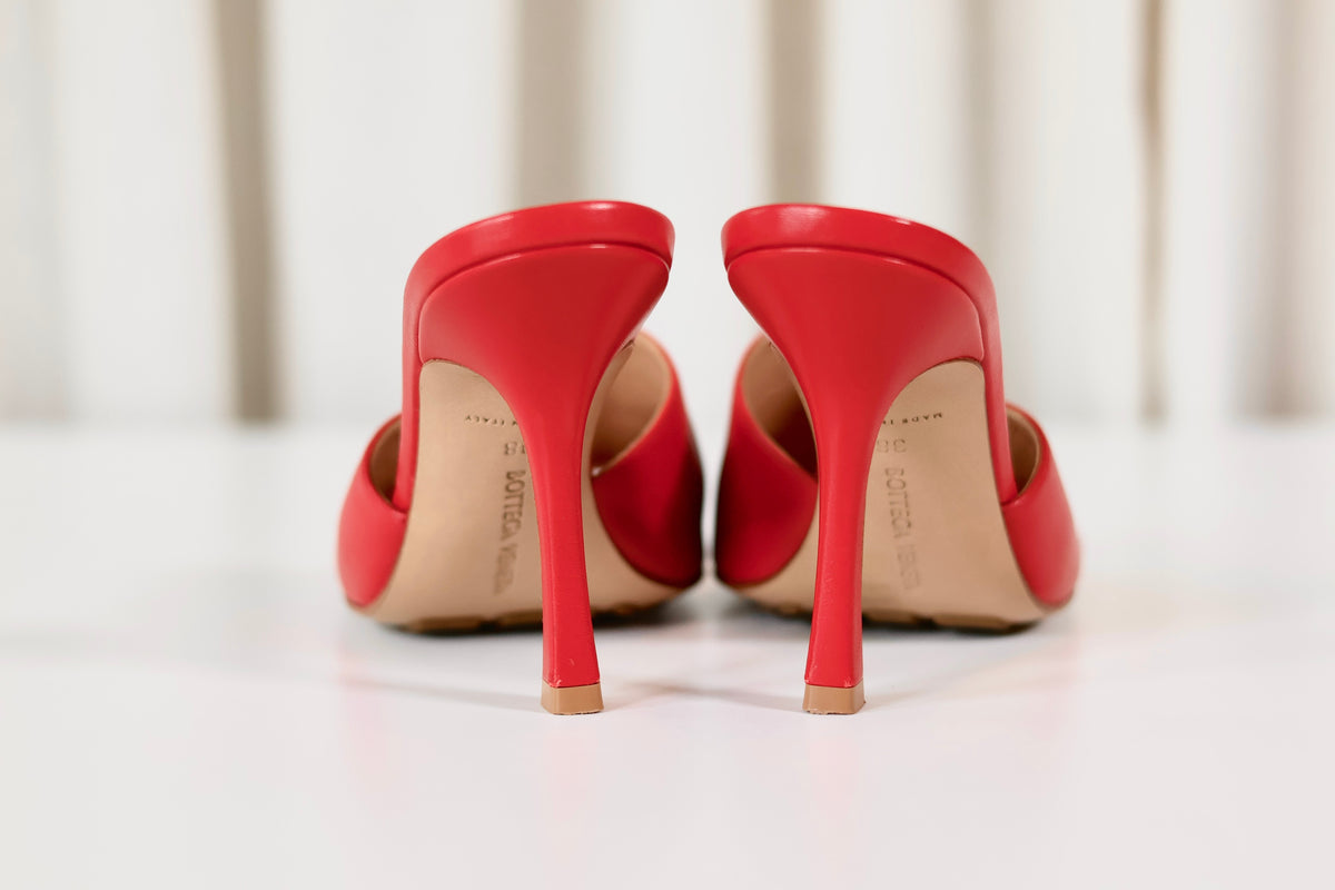 Bottega Veneta Heels Red