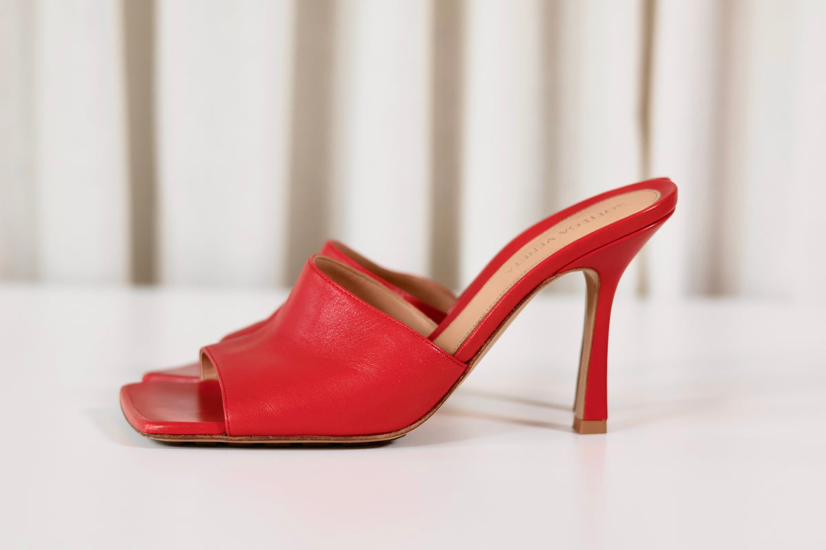 Bottega Veneta Heels Red