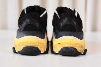Balenciaga Triple S Black
