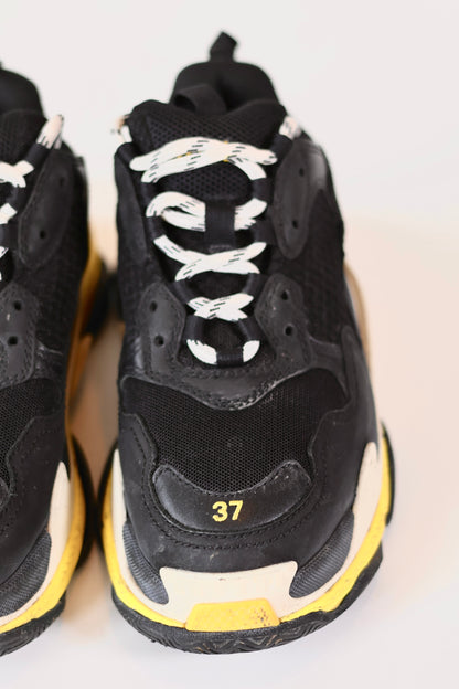 Balenciaga Triple S Black
