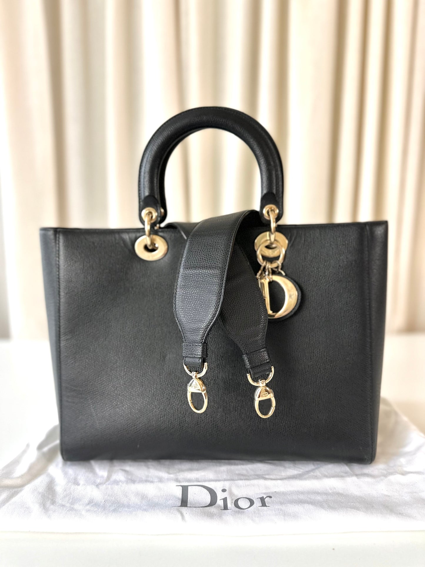 Lady Dior large black