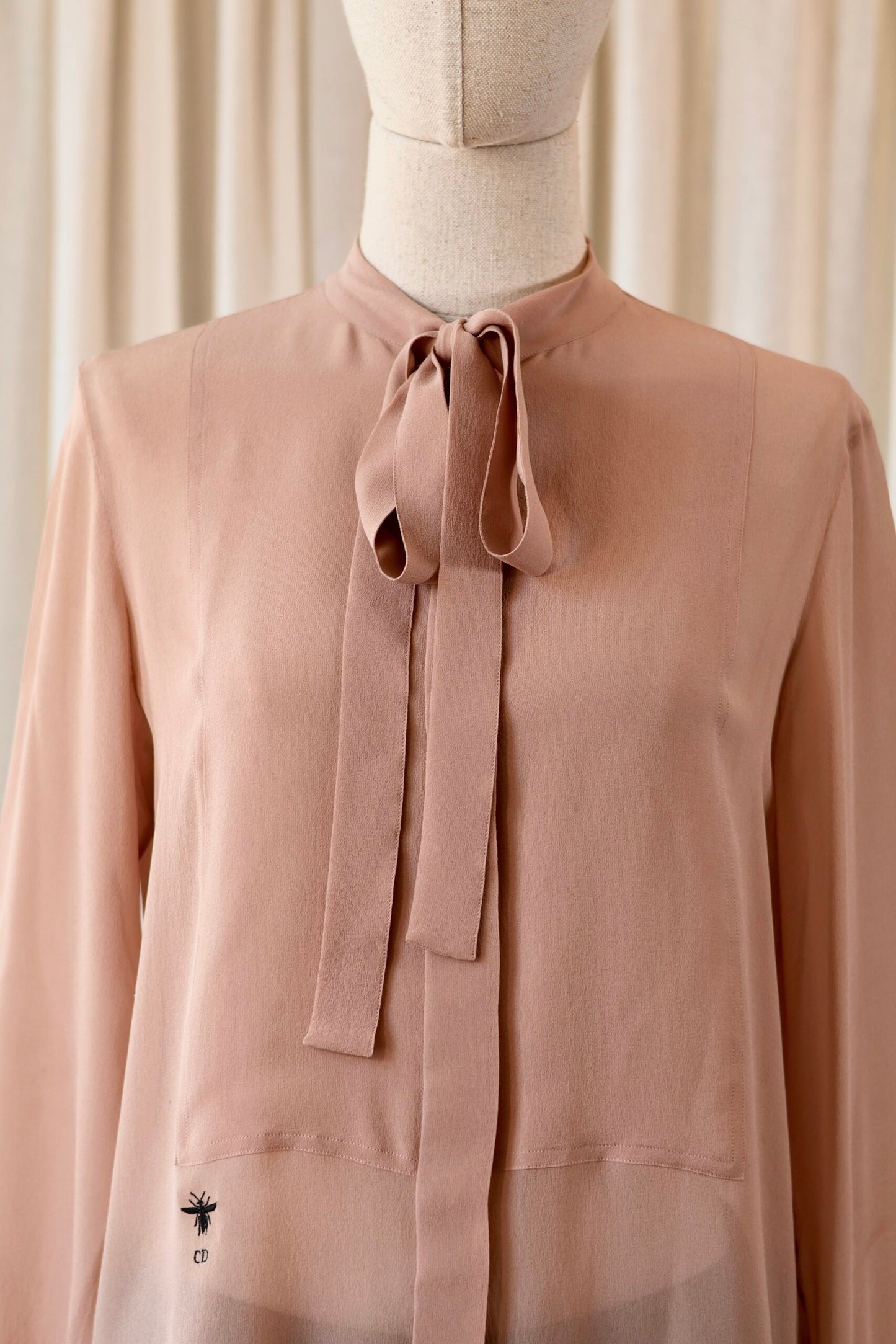 Christian Dior silk blouse nude