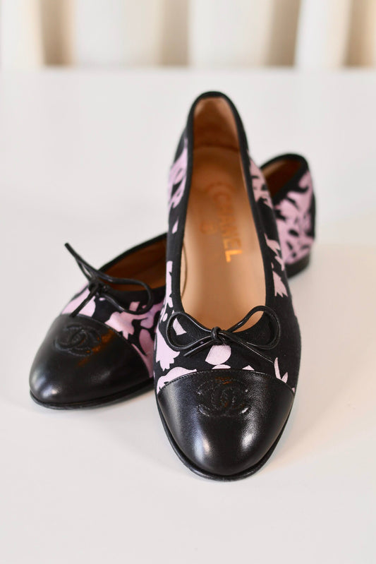 Chanel ballerina black