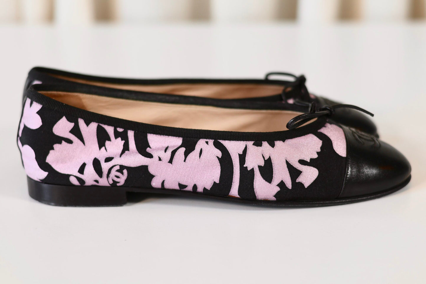 Chanel ballerina black