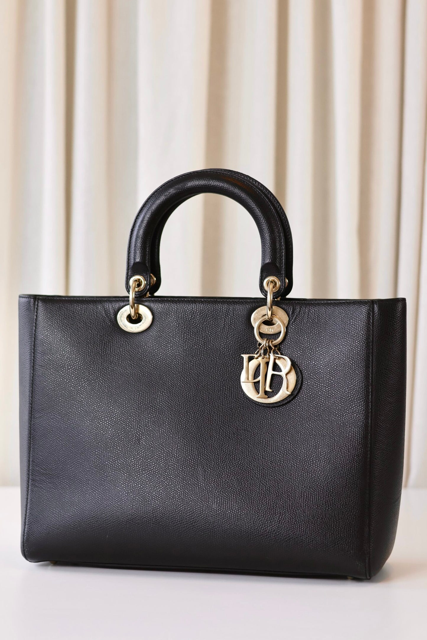 Lady Dior large black