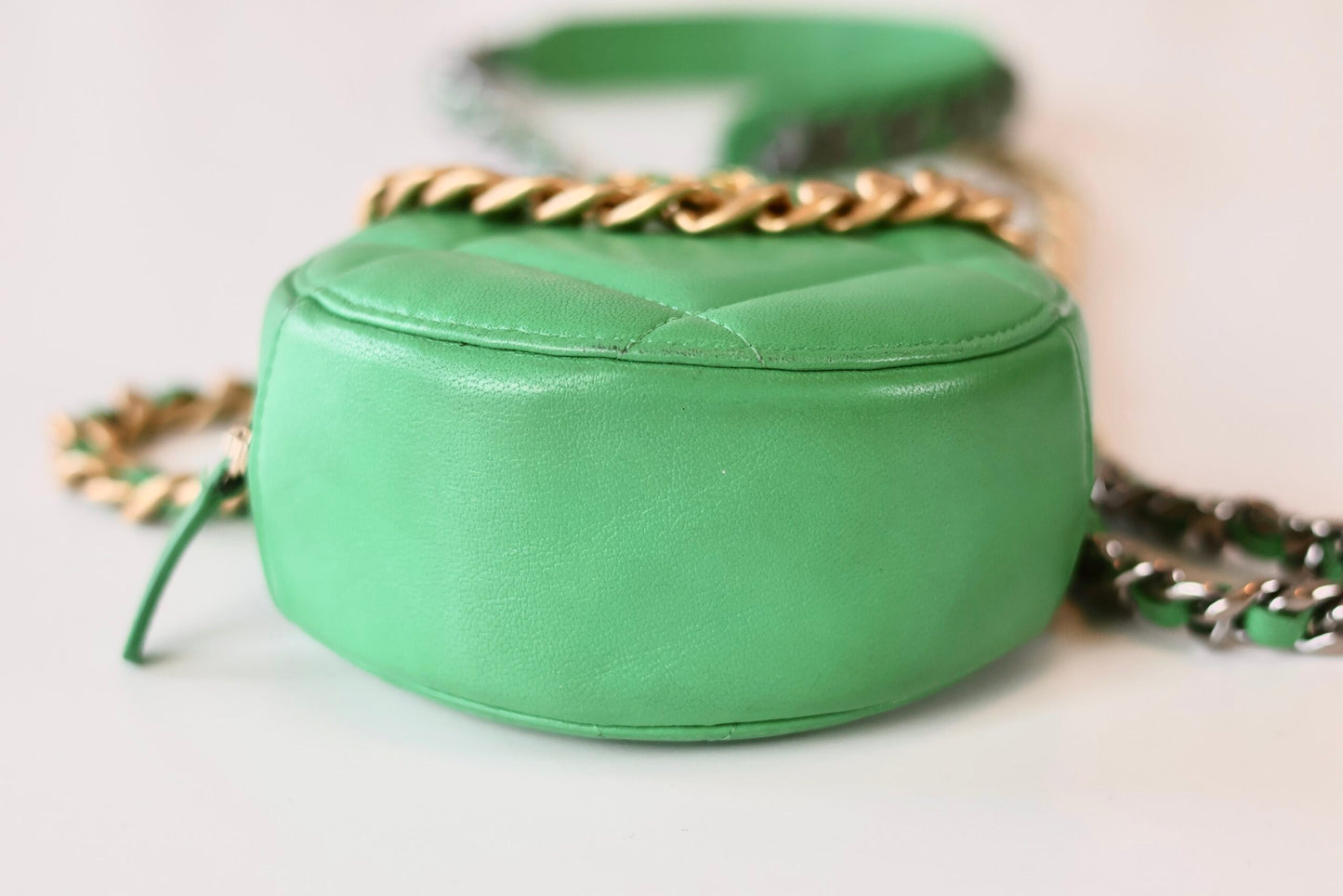 Chanel 19 crossbody