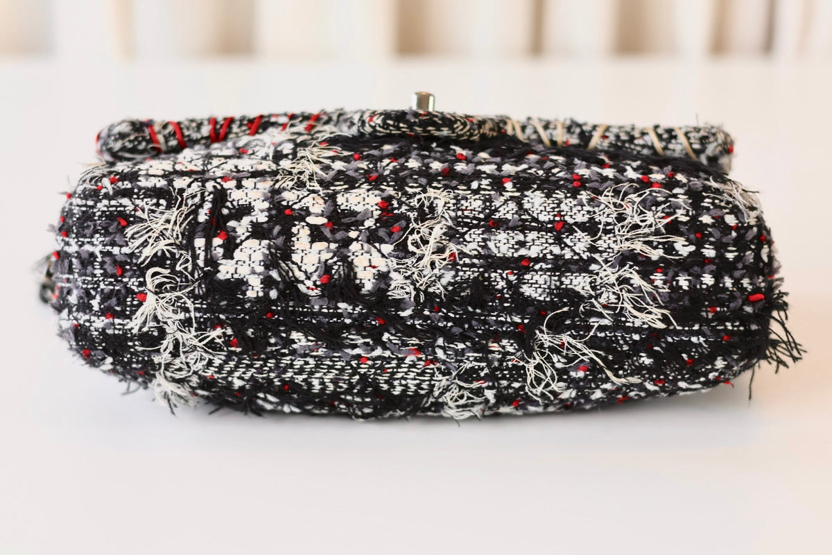 Chanel tweed single flap bag