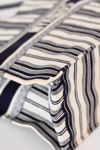 Dior booktote Navy white