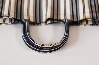 Dior booktote Navy white