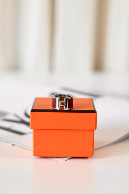 Hermes H ring bordeaux