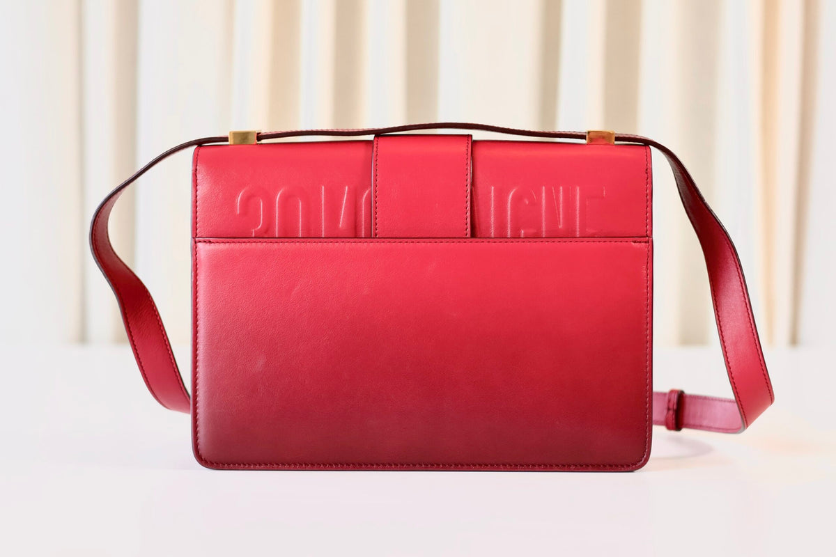 Dior Montaigne 30 red