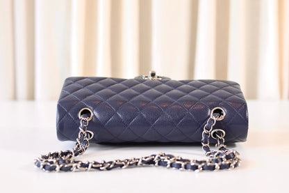 Chanel navy medium classic double flap bag