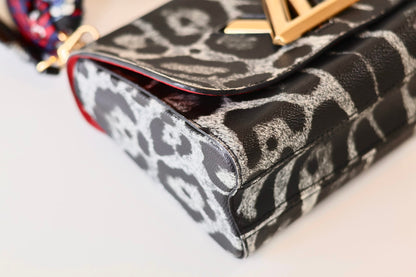 Louis Vuitton Twist leopard