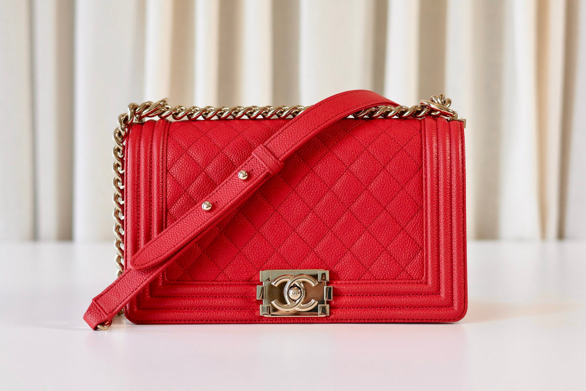 Chanel boy bag medium coral