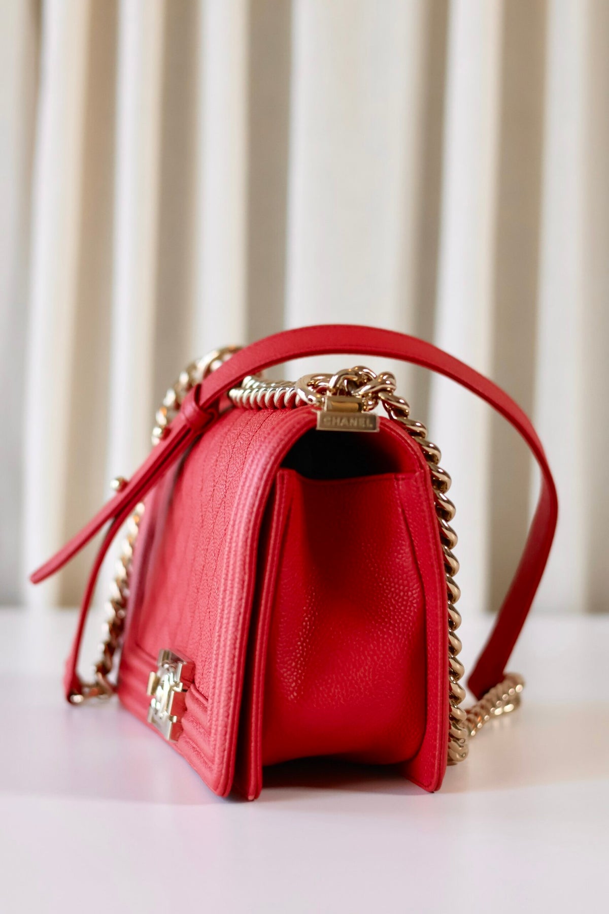 Chanel boy bag medium coral