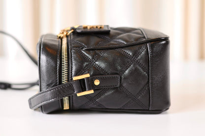 Saint Laurent Vanity black