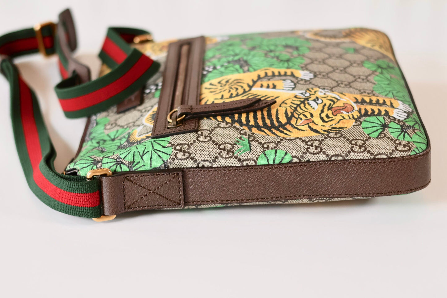 Gucci messanger bag