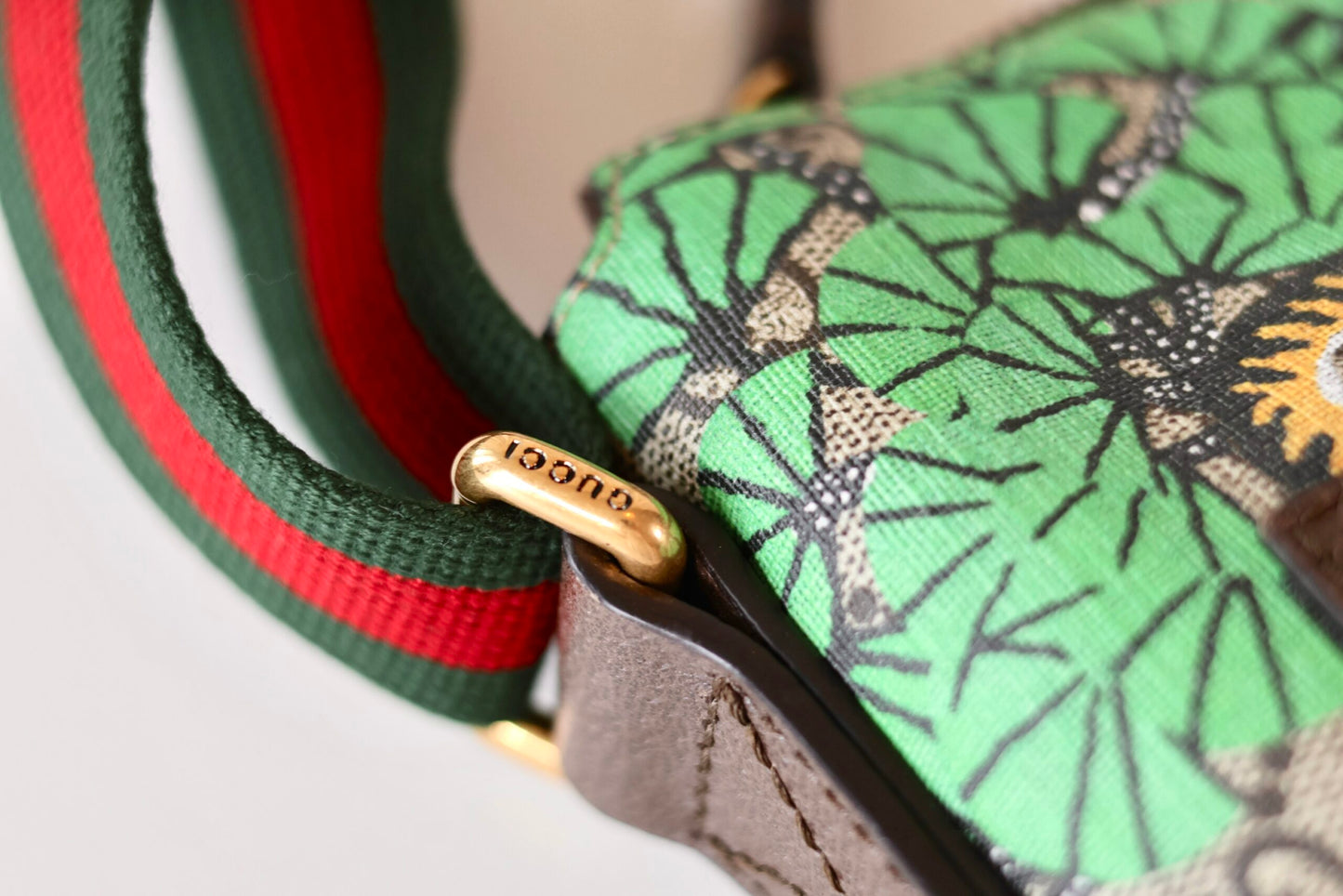 Gucci messanger bag