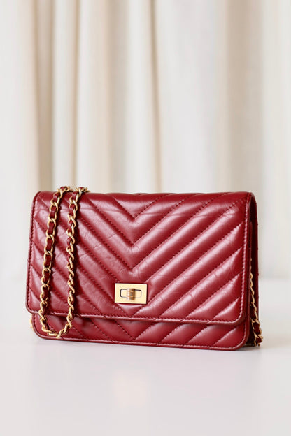 Chanel Reissue wallet on chain