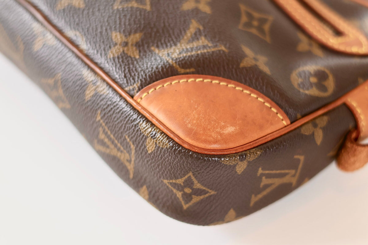 Louis Vuitton Clutch monogram