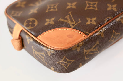 Louis Vuitton Clutch monogram