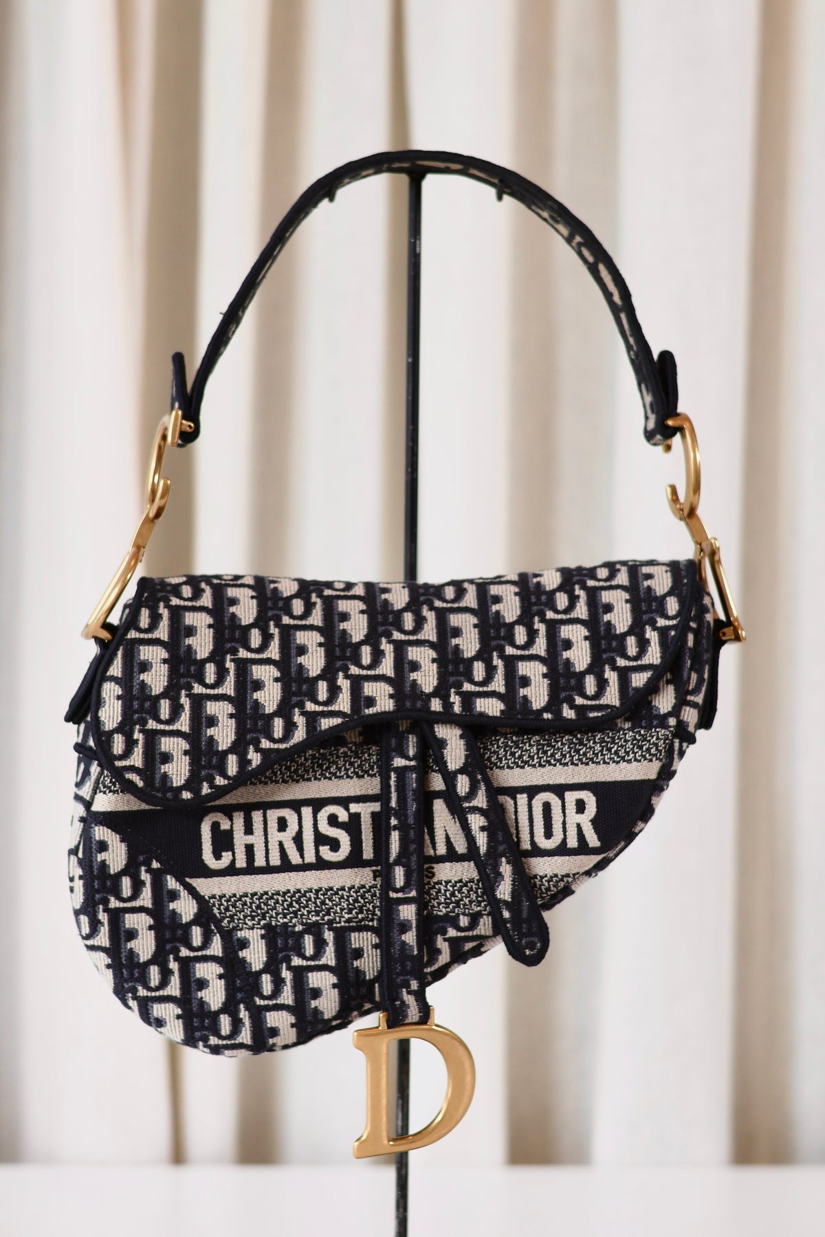 Dior Saddle Bag Oblique Medium