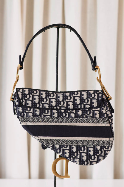 Dior Saddle Bag Oblique Medium