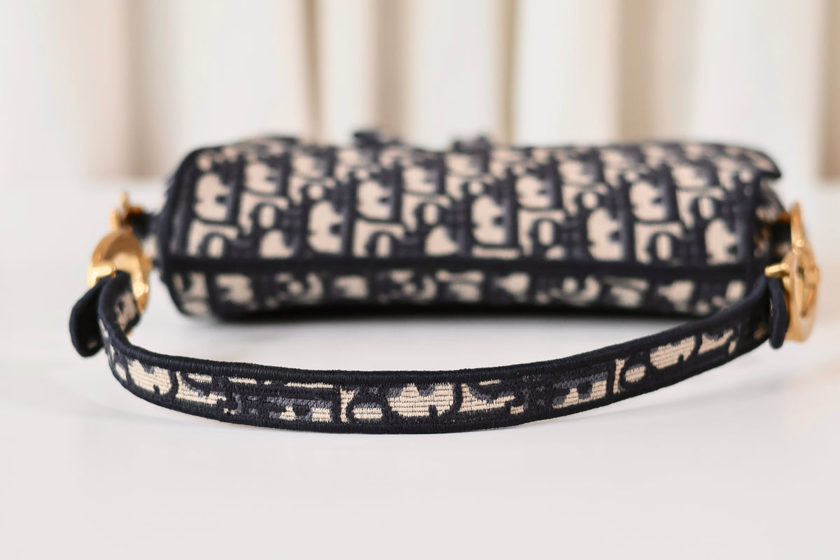Dior Saddle Bag Oblique Medium