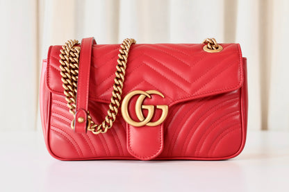 Gucci GG Marmont Medium Red