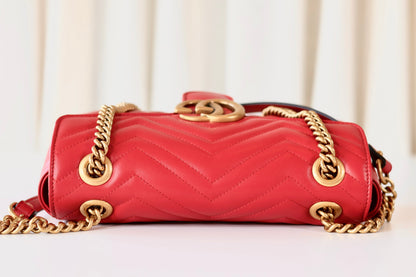 Gucci GG Marmont Medium Red
