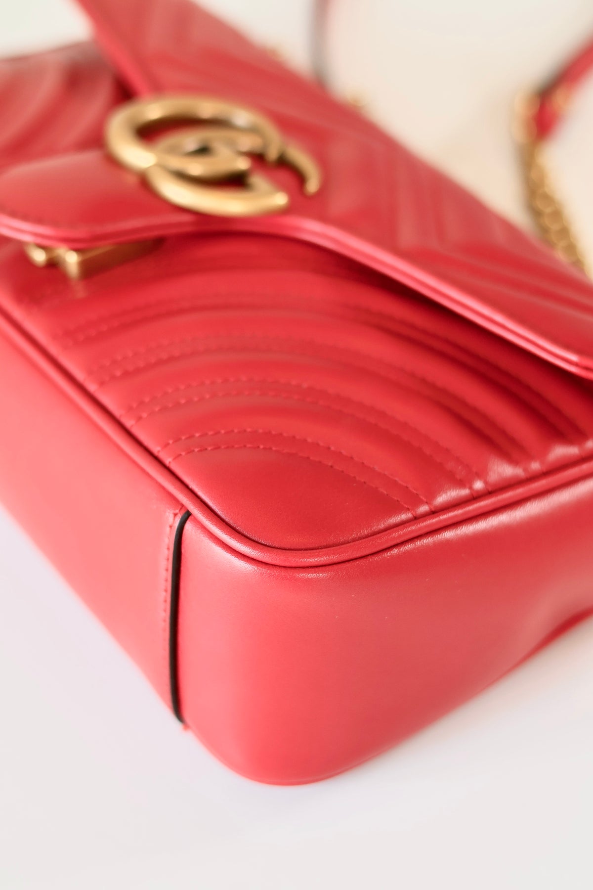 Gucci GG Marmont Medium Red