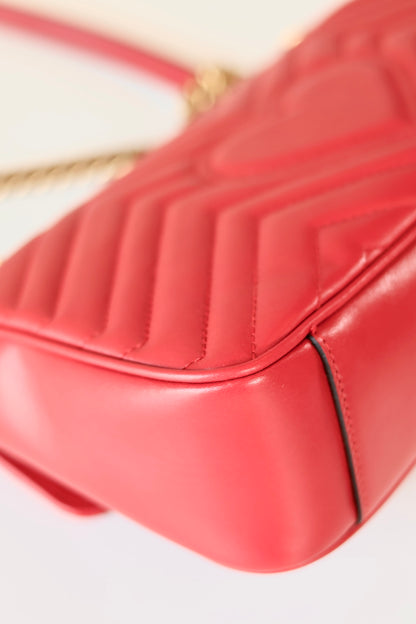 Gucci GG Marmont Medium Red