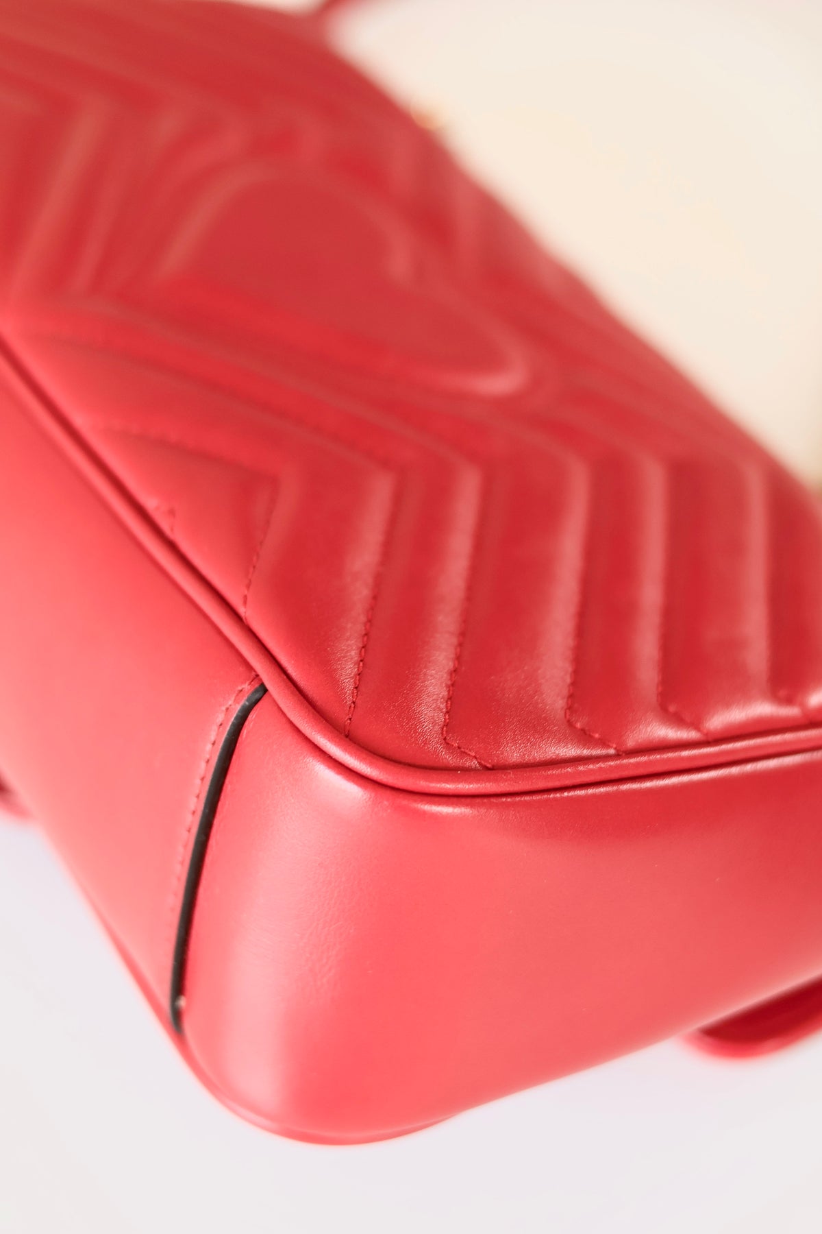 Gucci GG Marmont Medium Red