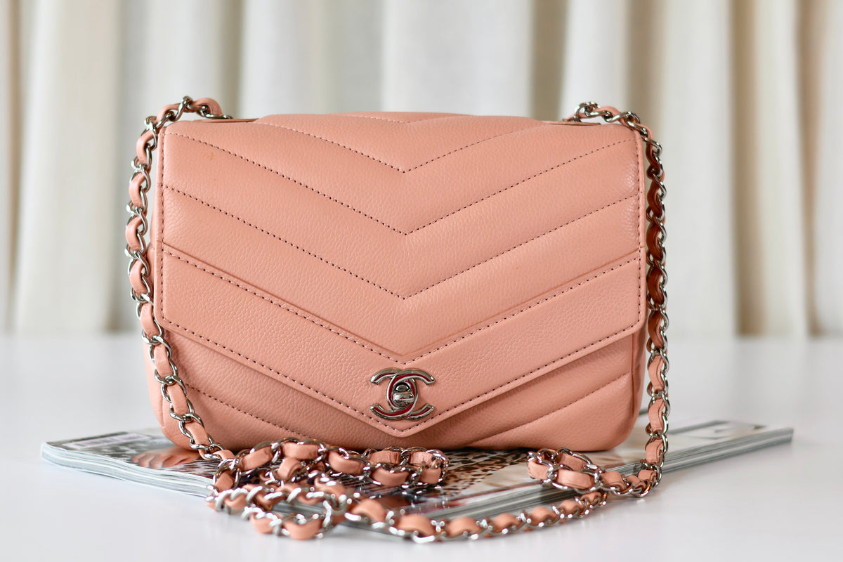 Chanel Single Flap Bag Light Pink