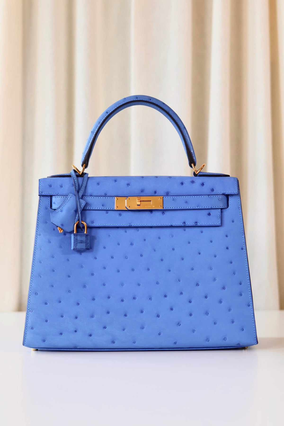 Hermès Kelly 28 Ostrich Bleuet