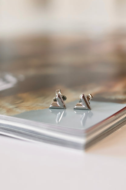 Louis Vuitton V Silver Earrings