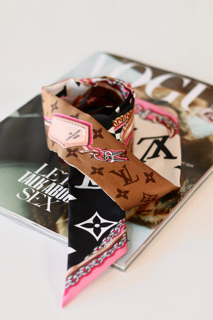 Louis Vuitton Monogram Twilly