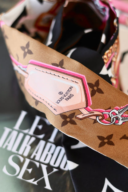 Louis Vuitton Monogram Twilly