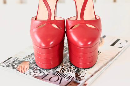 Gucci Platform Heels Red