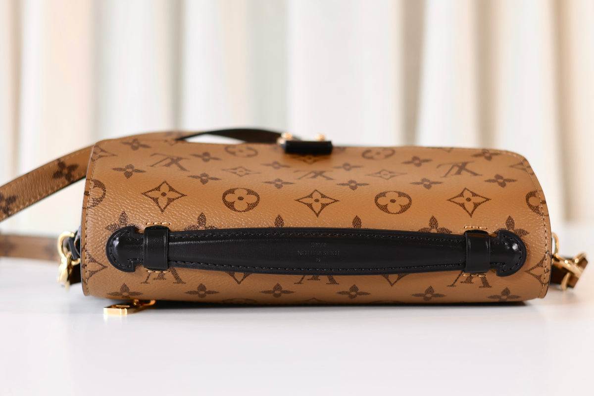 Louis Vuitton Pochette Metis Reverse Monogram